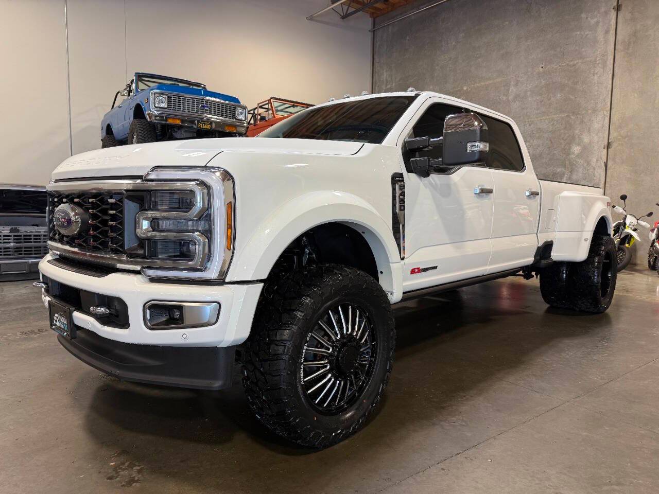 2024 Ford Super Duty F-450 Limited — Pickup Truck — 431 mi — Portland, OR