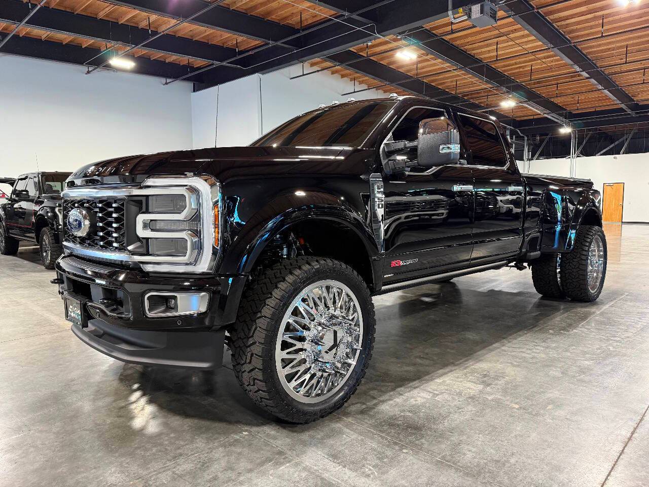 2025 Ford Super Duty F-450 XL — Pickup Truck — 104 mi — Portland, OR