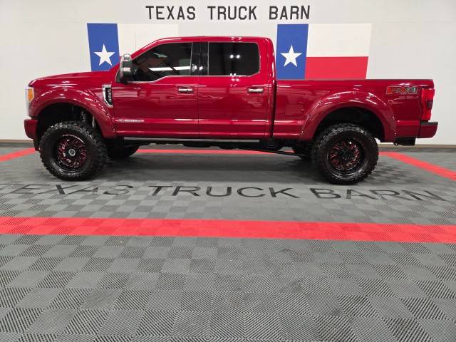 2018 Ford Super Duty F-350 Platinum — Pickup Truck — 110,889 mi — Mansfield, TX