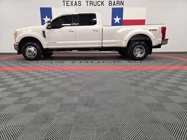 2017 Ford Super Duty F-350 Lariat — Pickup Truck — 215,248 mi — Mansfield, TX