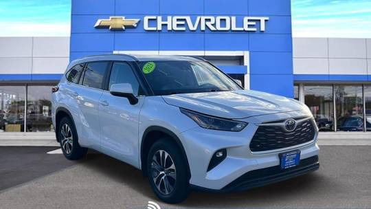 2023 Toyota Highlander XLE — SUV — 61,228 mi — Hempstead, NY