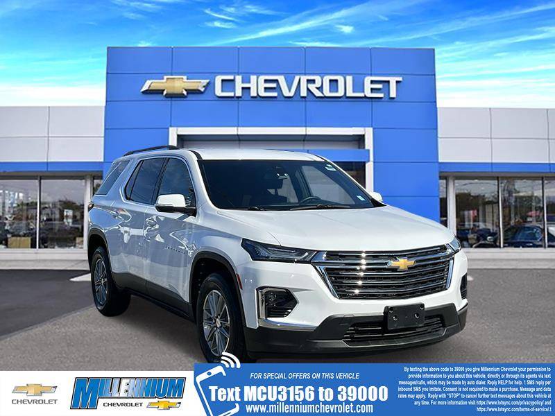 2022 Chevrolet Traverse LT Cloth — SUV — 33,681 mi — Hempstead, NY