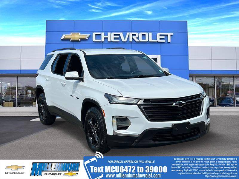 2023 Chevrolet Traverse LT Cloth — SUV — 24,823 mi — Hempstead, NY