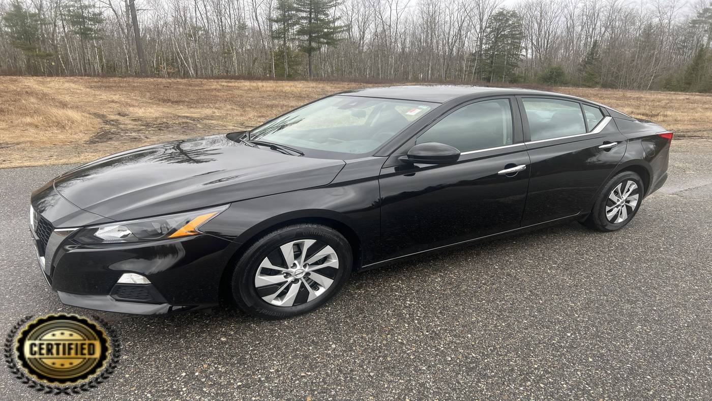 2022 Nissan Altima S — Sedan — 17,519 mi — Saco, ME