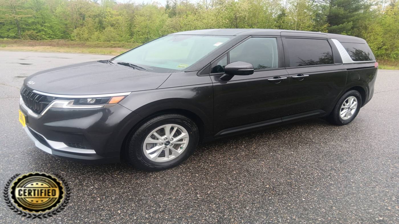2024 Kia Carnival LXS — Minivan — 49,904 mi — Saco, ME