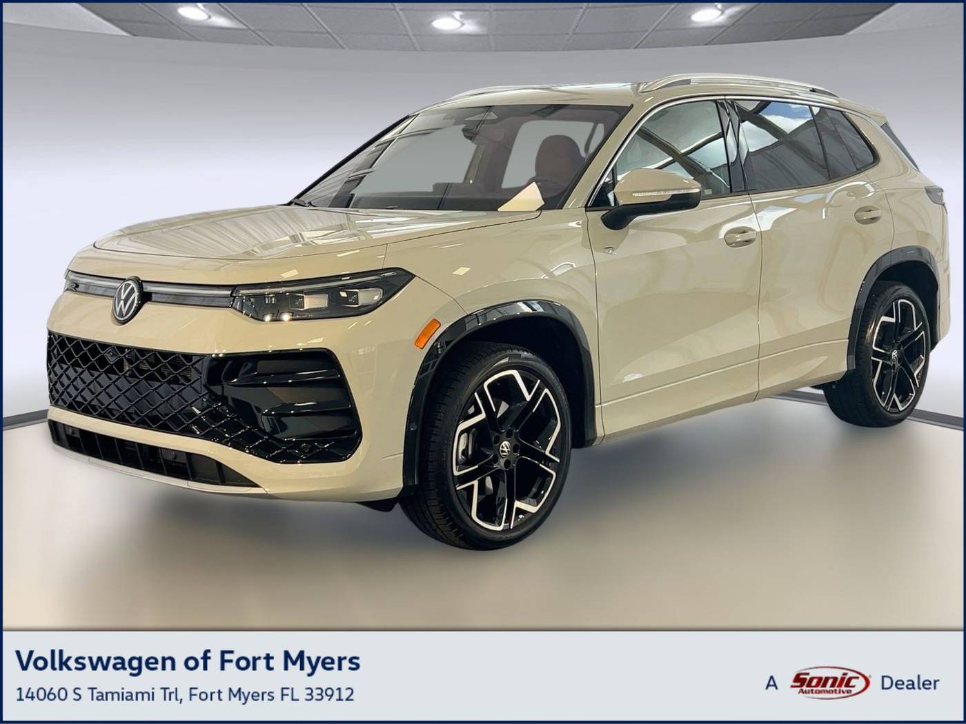 2025 Volkswagen Tiguan SEL R-Line — SUV — 1,716 mi — Fort Myers, FL