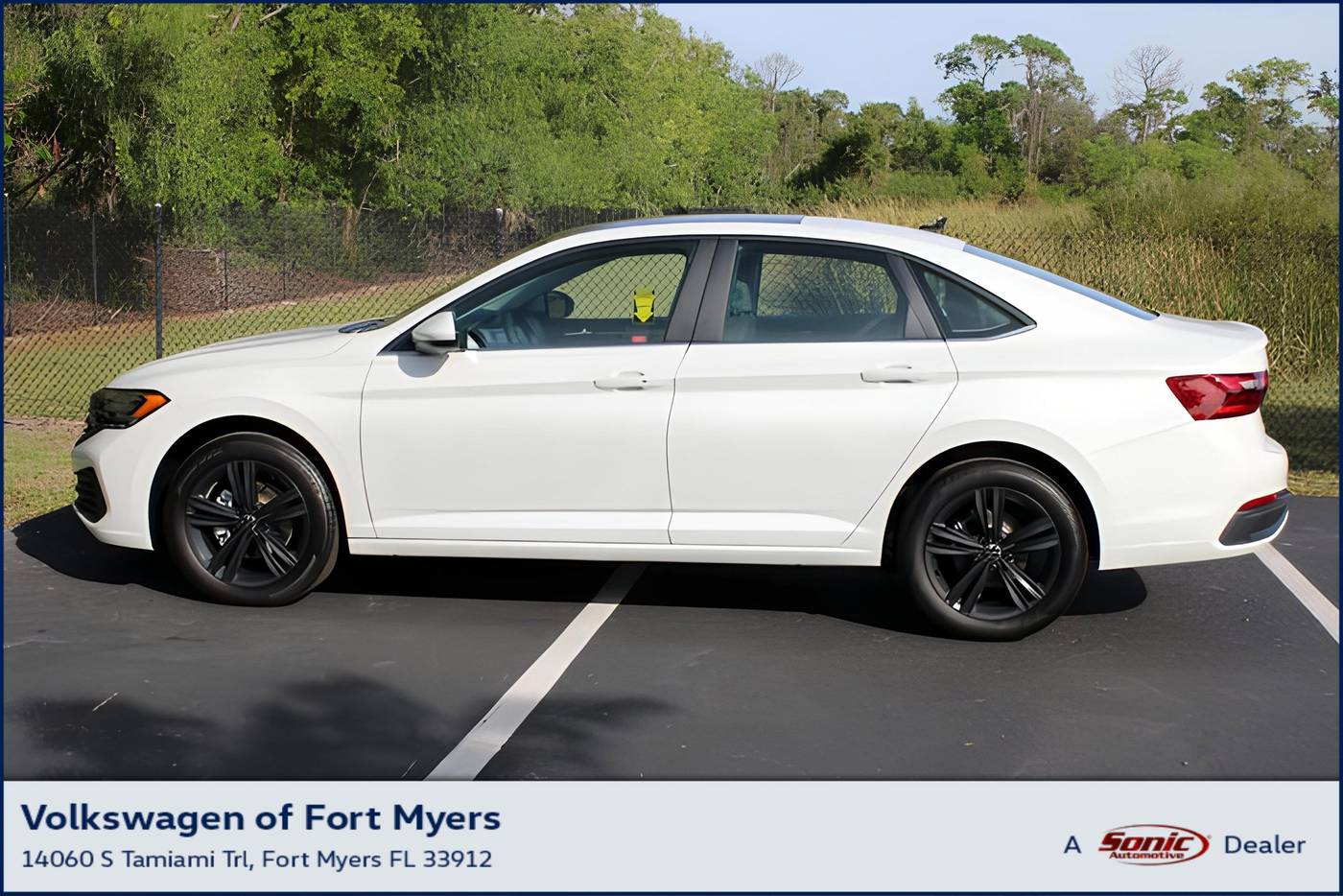 2024 Volkswagen Jetta SE — Sedan — 9,985 mi — Fort Myers, FL