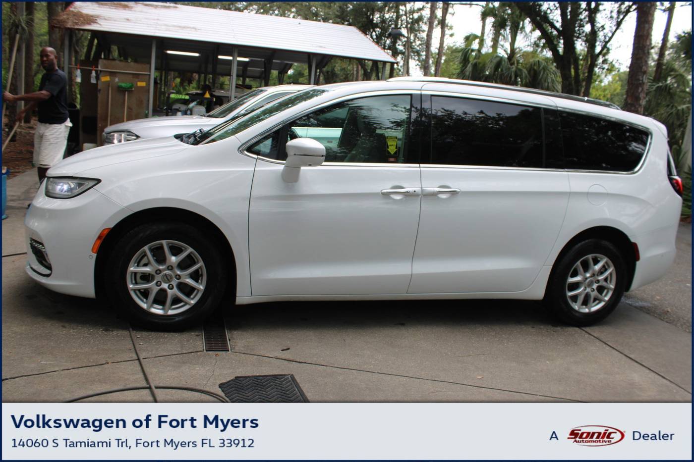 2021 Chrysler Pacifica Touring L — Minivan — 58,991 mi — Fort Myers, FL
