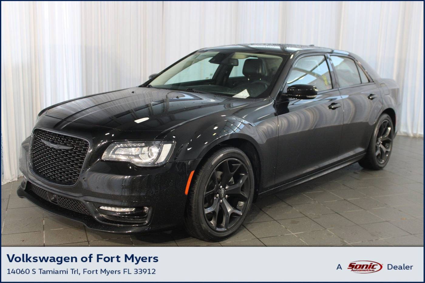 2022 Chrysler 300 Touring L — Sedan — 31,162 mi — Fort Myers, FL