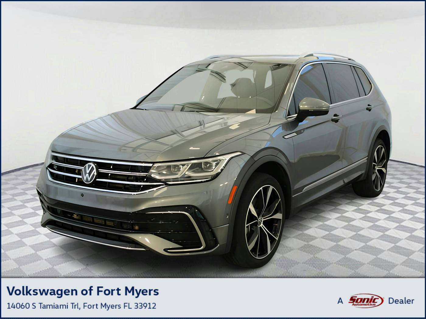 2022 Volkswagen Tiguan SEL R-Line — SUV — 24,613 mi — Fort Myers, FL