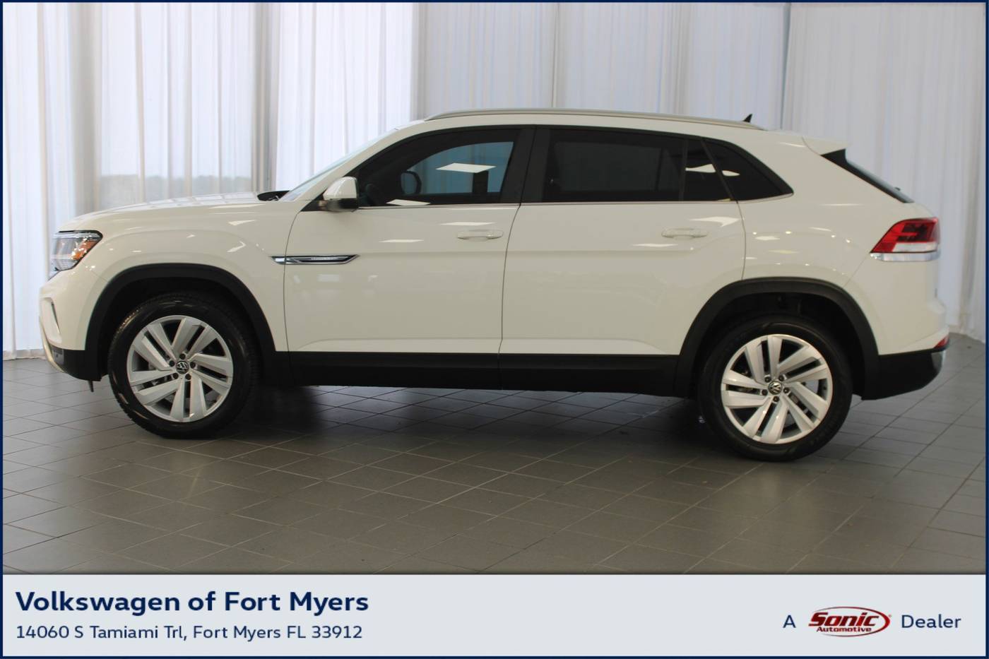 2021 Volkswagen Atlas Cross Sport SE with Technology — SUV — 47,116 mi — Fort Myers, FL