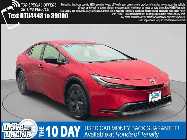 2023 Toyota Prius LE — Hatchback — 31,700 mi — Tenafly, NJ