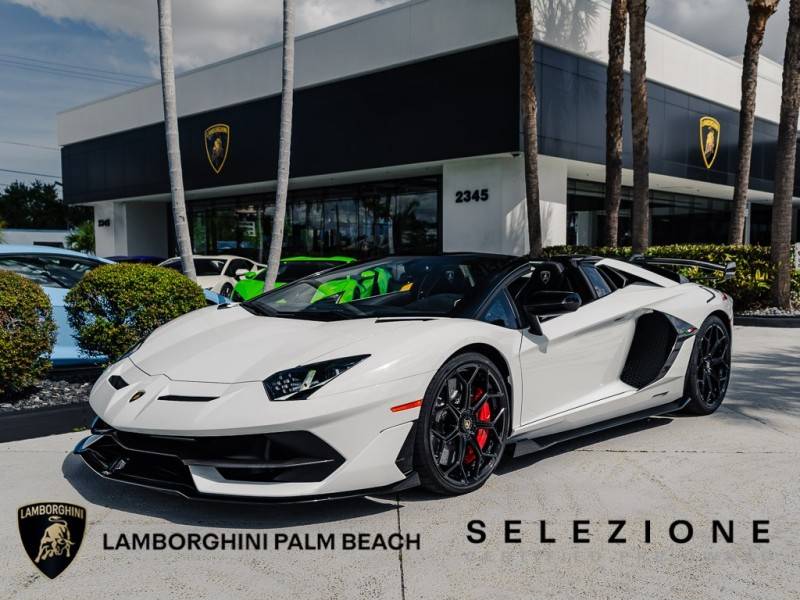 2021 Lamborghini Aventador SVJ