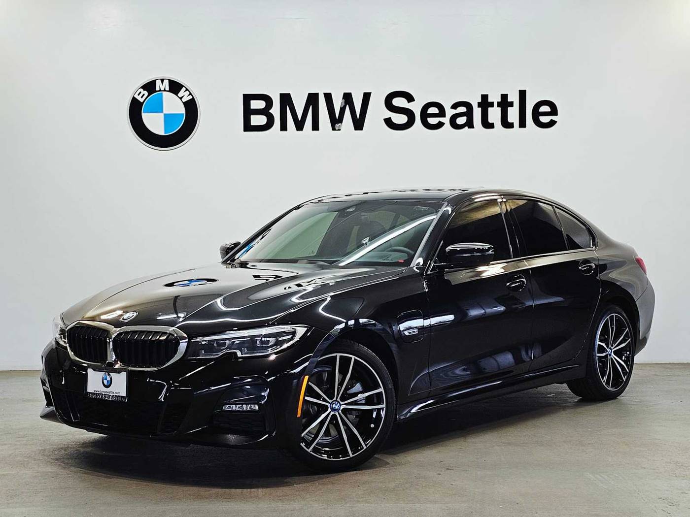 2022 BMW 3 Series 330e — Sedan — 35,687 mi — Seattle, WA