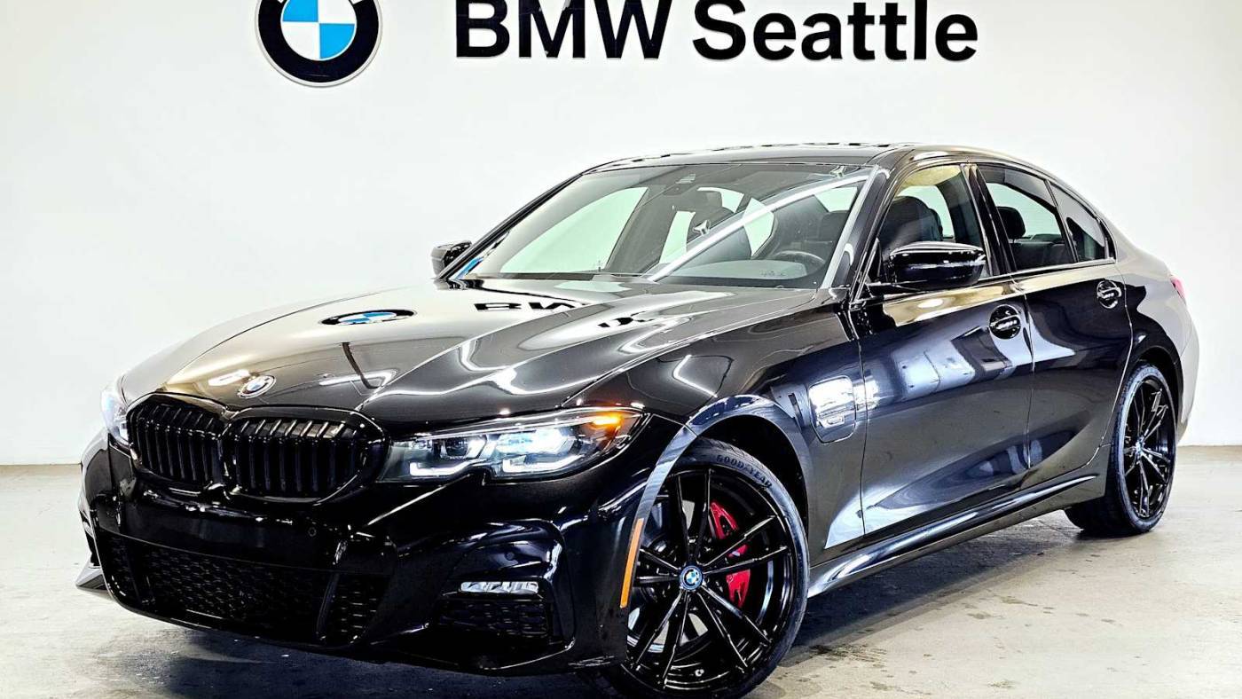 2022 BMW 3 Series 330e — Sedan — 12,219 mi — Seattle, WA
