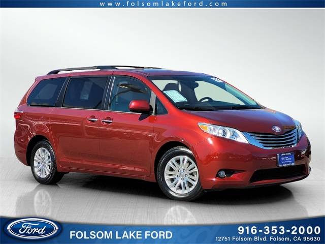 2017 Toyota Sienna XLE — Minivan — 47,405 mi — Folsom, CA
