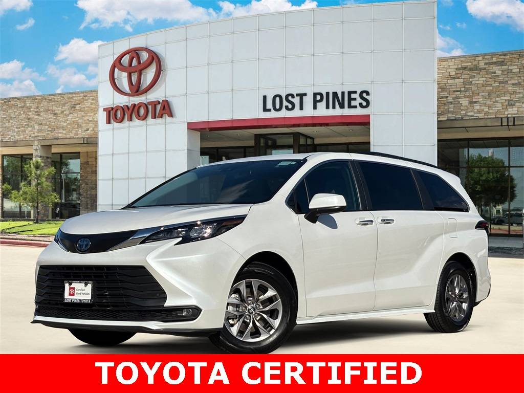 2025 Toyota Sienna XLE — Minivan — 24,874 mi — Bastrop, TX