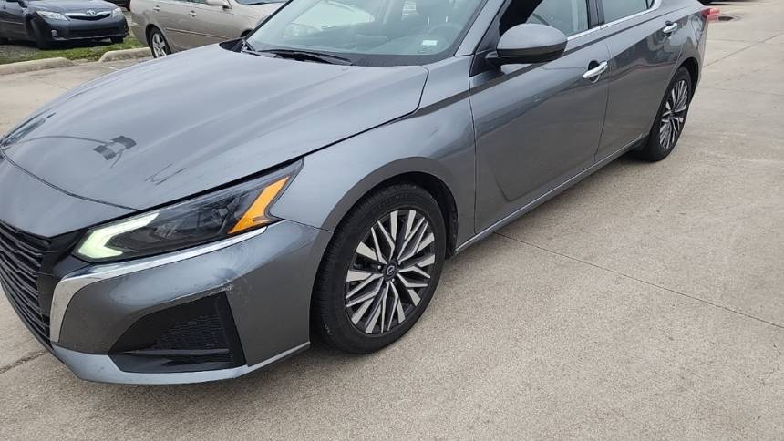 2023 Nissan Altima SV — Sedan — 51,548 mi — Bastrop, TX