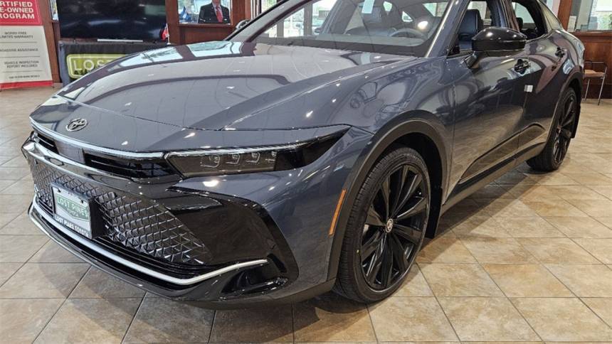 2025 Toyota Crown Nightshade — Sedan — 5,451 mi — Bastrop, TX
