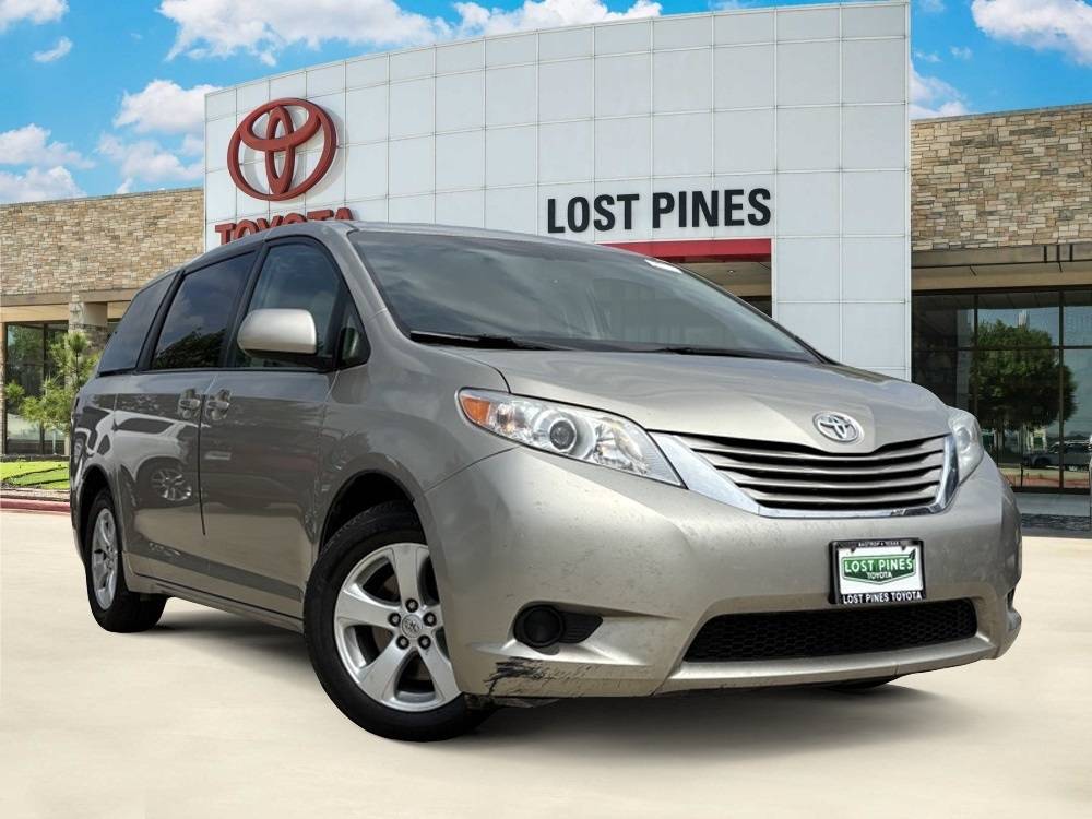 2015 Toyota Sienna L — Minivan — 115,510 mi — Bastrop, TX