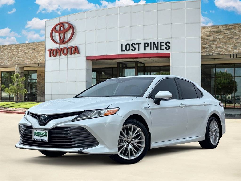2020 Toyota Camry Hybrid XLE — Sedan — 83,015 mi — Bastrop, TX