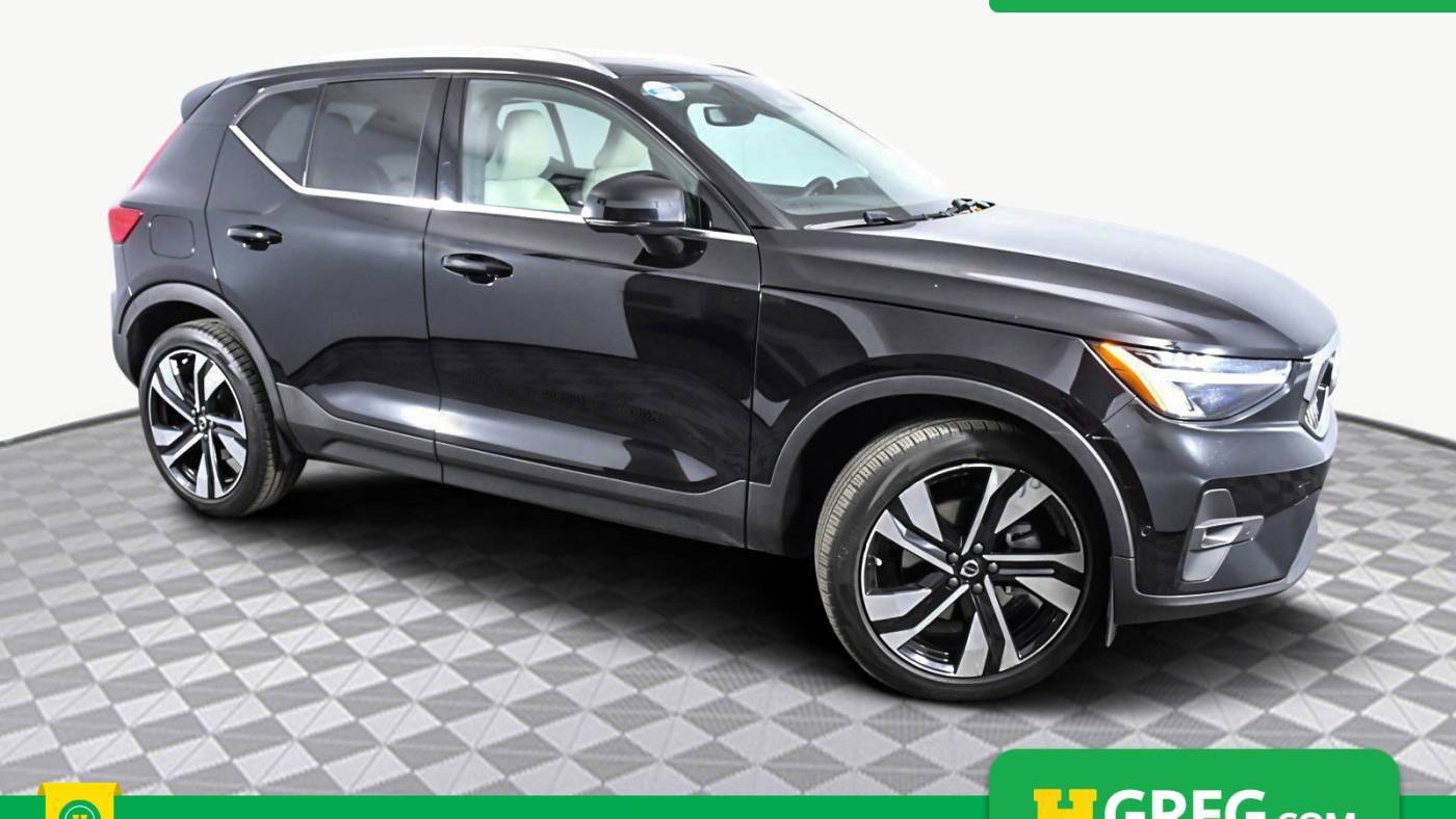 2023 Volvo XC40 Plus — SUV — 14,237 mi — Doral, FL