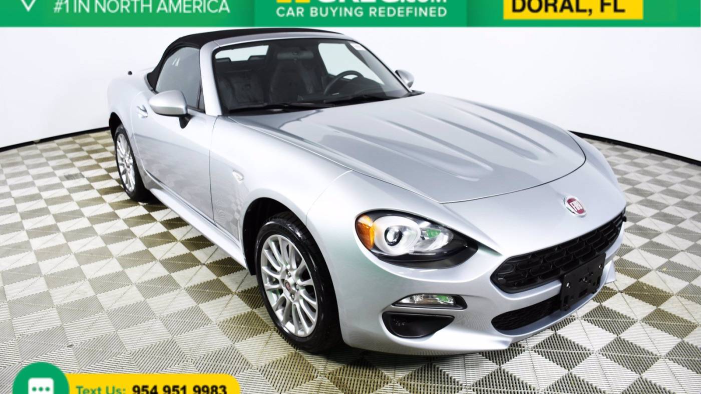 Used 18 Fiat 124 Spider For Sale With Photos U S News World Report