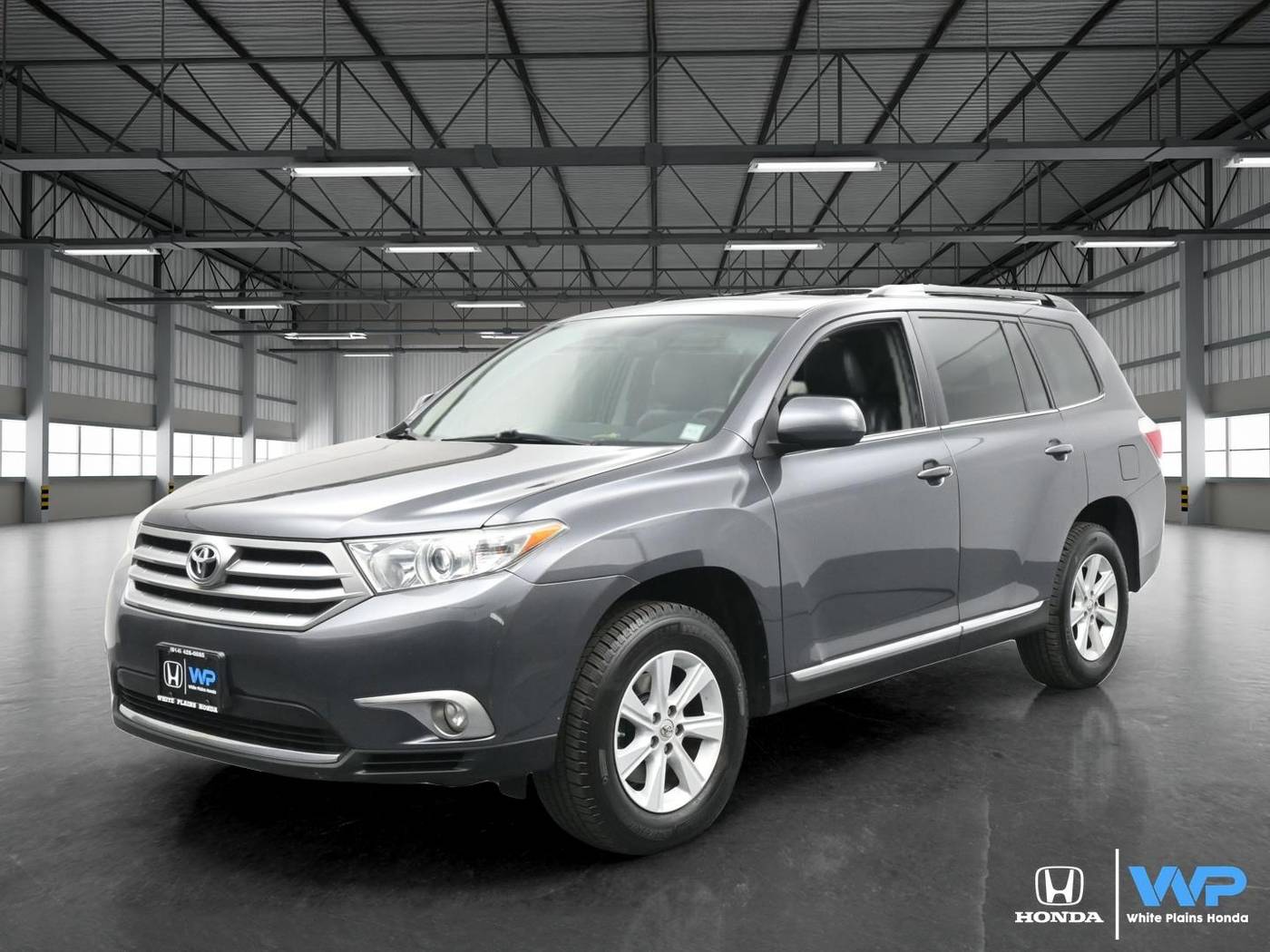 2013 Toyota Highlander Highlander V6 — SUV — 151,048 mi — White Plains, NY