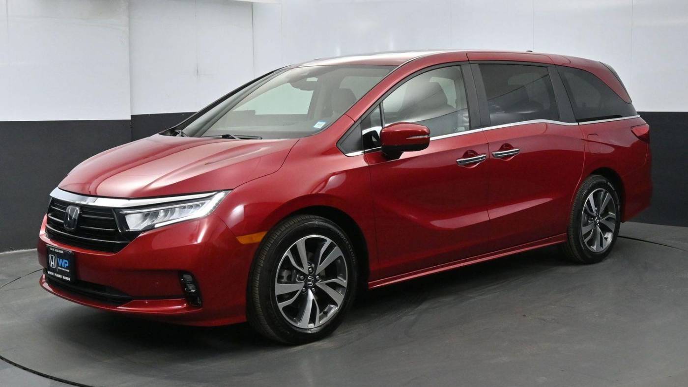2022 Honda Odyssey Touring — Minivan — 35,095 mi — White Plains, NY