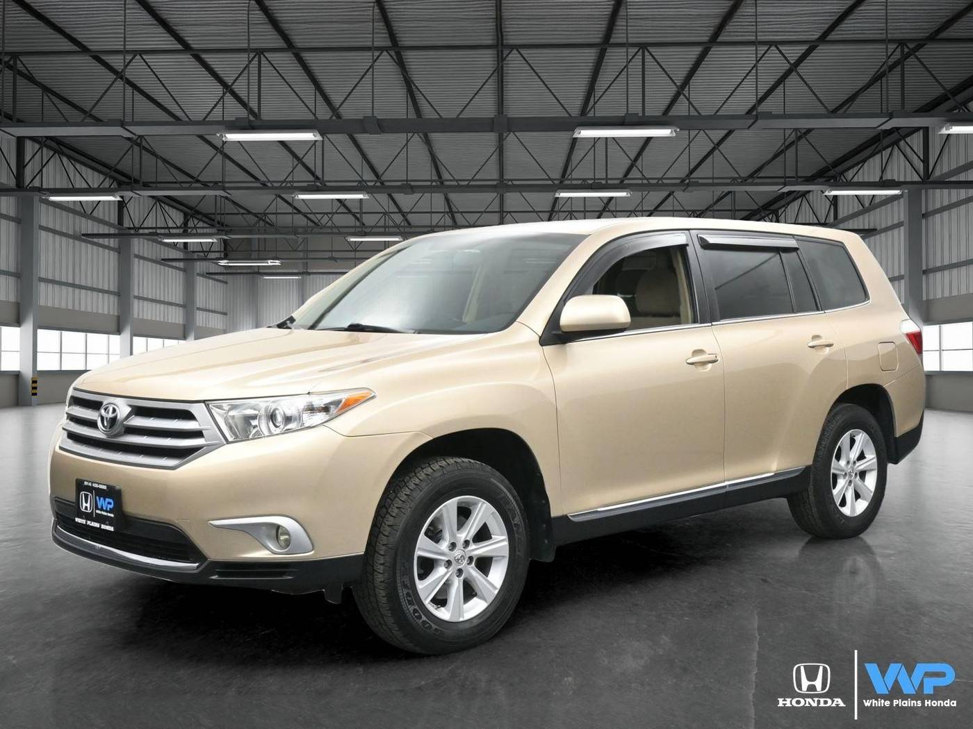 2013 Toyota Highlander Highlander V6 — SUV — 88,806 mi — White Plains, NY