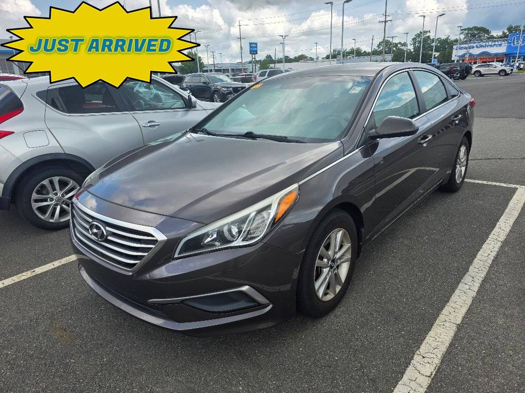 2016 Hyundai Sonata SE — Sedan — 110,799 mi — Lakewood, NJ