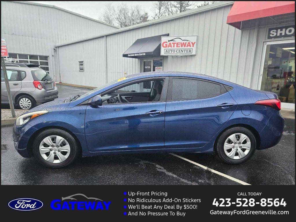 2016 Hyundai Elantra SE — Sedan — 111,916 mi — Greeneville, TN