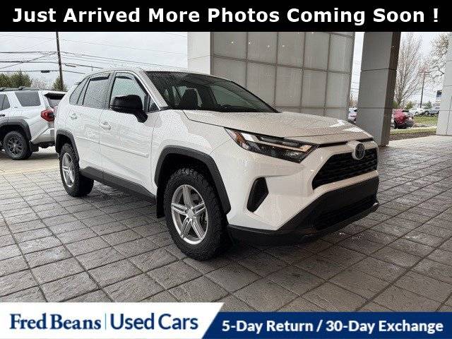 2023 Toyota RAV4 LE — SUV — 32,400 mi — Flemington, NJ