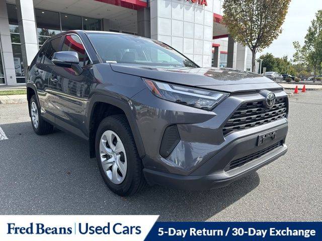 2025 Toyota RAV4 LE — SUV — 3,897 mi — Flemington, NJ