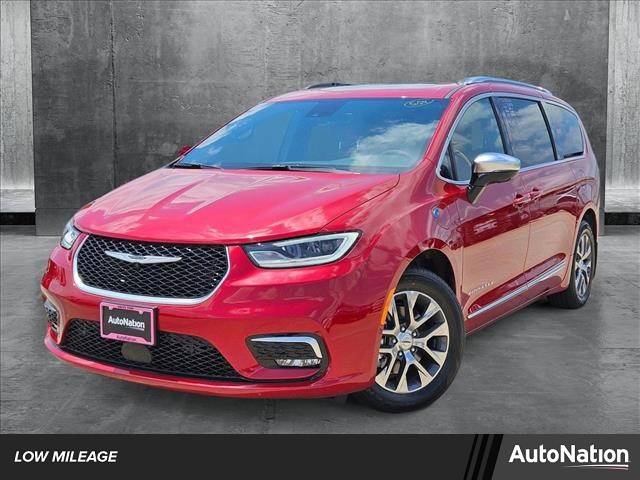 2025 Chrysler Pacifica Hybrid Pinnacle — Minivan — 475 mi — Spring, TX