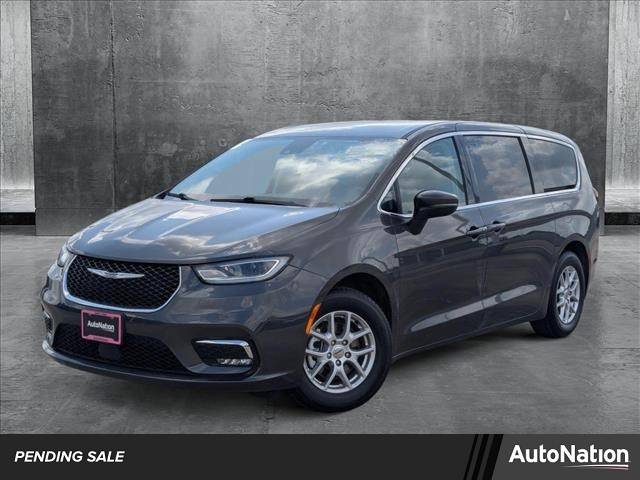 2023 Chrysler Pacifica Touring L — Minivan — 66,467 mi — Spring, TX