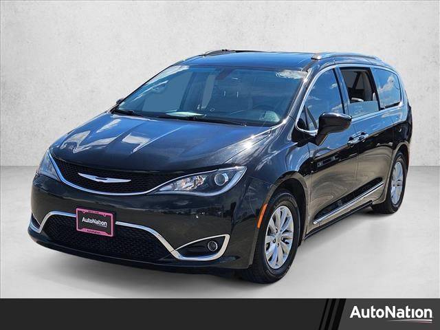2018 Chrysler Pacifica Touring L — Minivan — 106,984 mi — Spring, TX