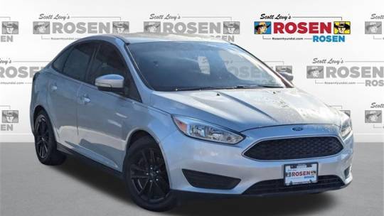 2016 Ford Focus SE — Sedan — 93,525 mi — Algonquin, IL