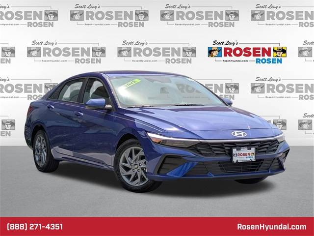 2024 Hyundai Elantra SEL — Sedan — 3,000 mi — Algonquin, IL
