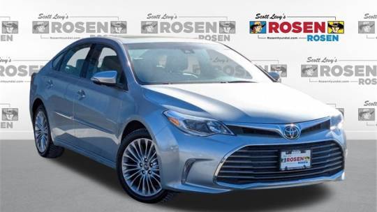 2017 Toyota Avalon Limited — Sedan — 55,610 mi — Algonquin, IL