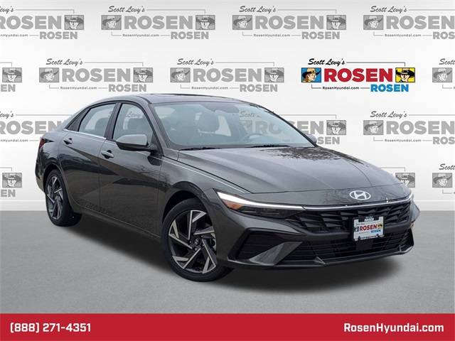 2025 Hyundai Elantra SEL Convenience — Sedan — 5,261 mi — Algonquin, IL
