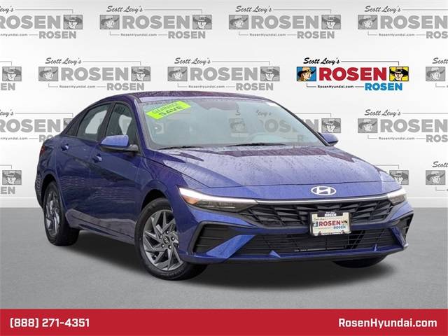 2024 Hyundai Elantra SEL — Sedan — 47 mi — Algonquin, IL