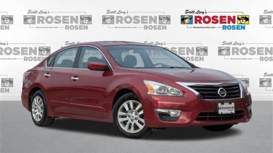 2015 Nissan Altima 2.5 S — Sedan — 93,953 mi — Algonquin, IL