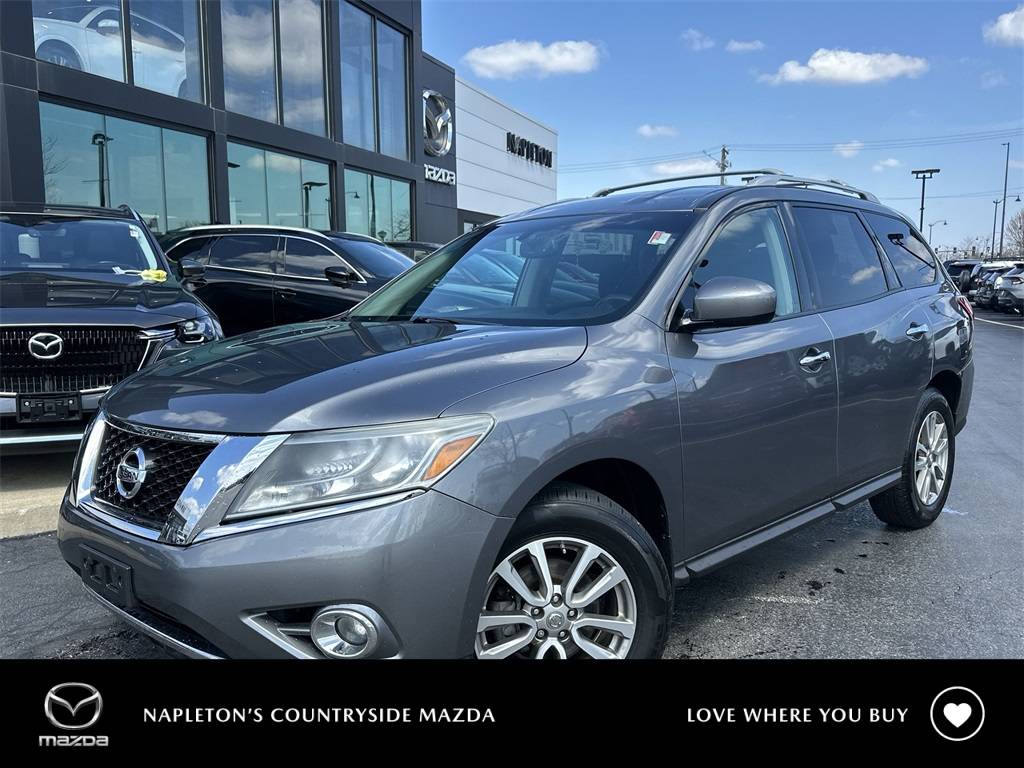 2016 Nissan Pathfinder SV — SUV — 129,198 mi — Countryside, IL