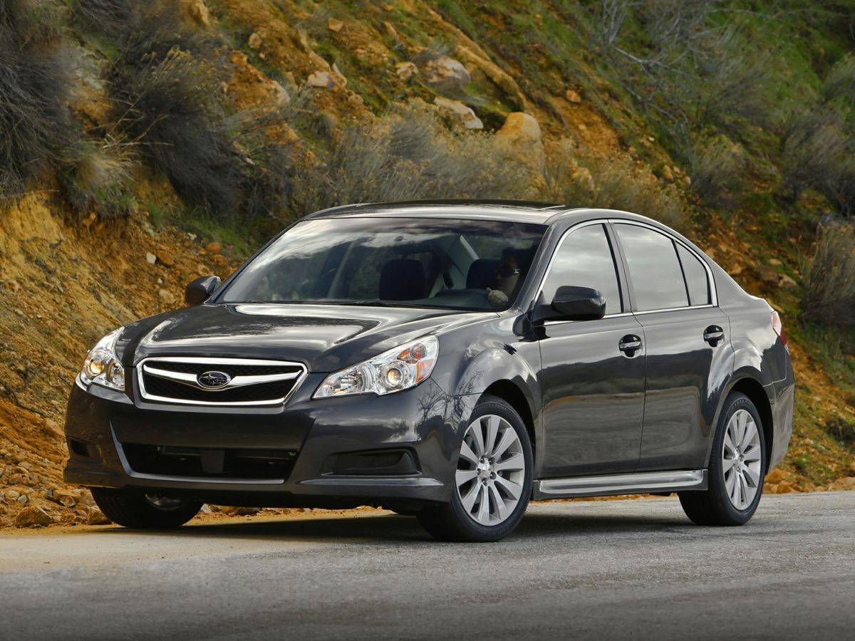 2011 Subaru Legacy 2.5i Premium — Sedan — 180,106 mi — Countryside, IL