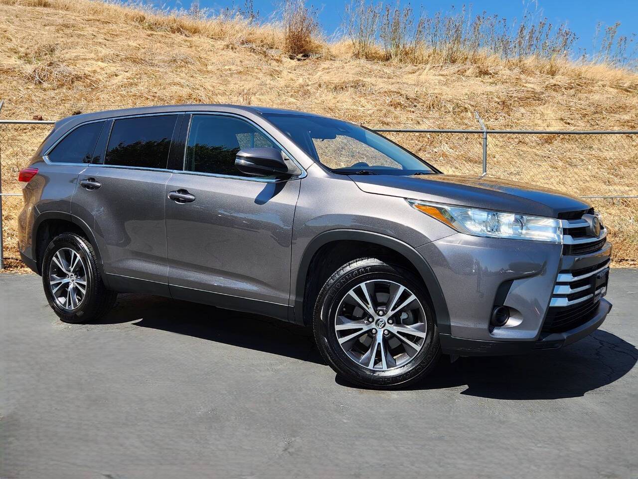 2019 Toyota Highlander LE — SUV — 81,065 mi — Fairfield, CA