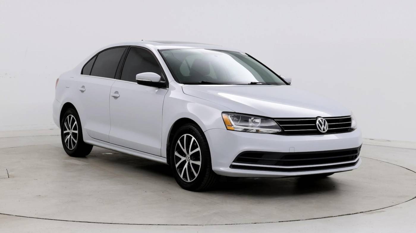 2017 Volkswagen Jetta 1.4T SE — Sedan — 83,860 mi — Jacksonville, FL