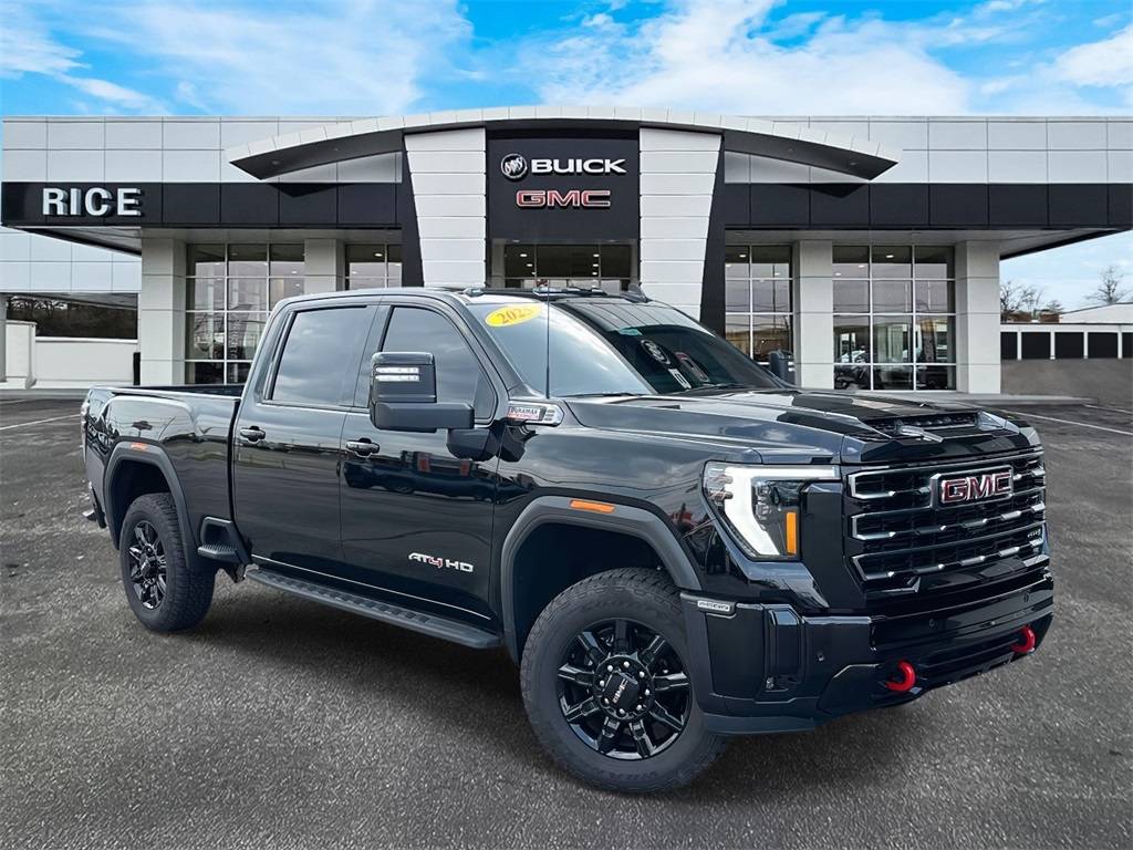 2025 GMC Sierra 2500HD AT4 — Pickup Truck — 996 mi — Knoxville, TN