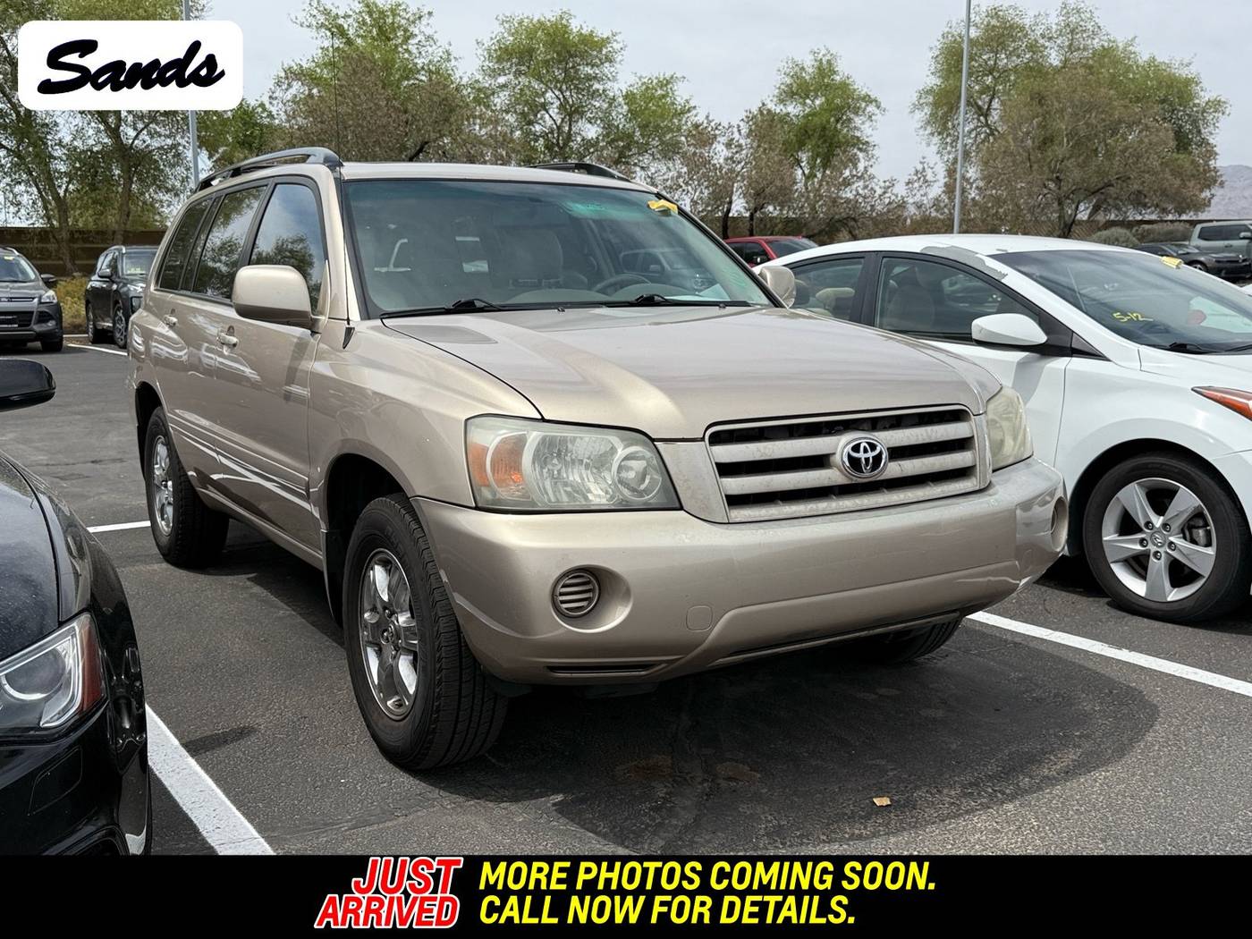 2004 Toyota Highlander Base V6 — SUV — 260,431 mi — Surprise, AZ