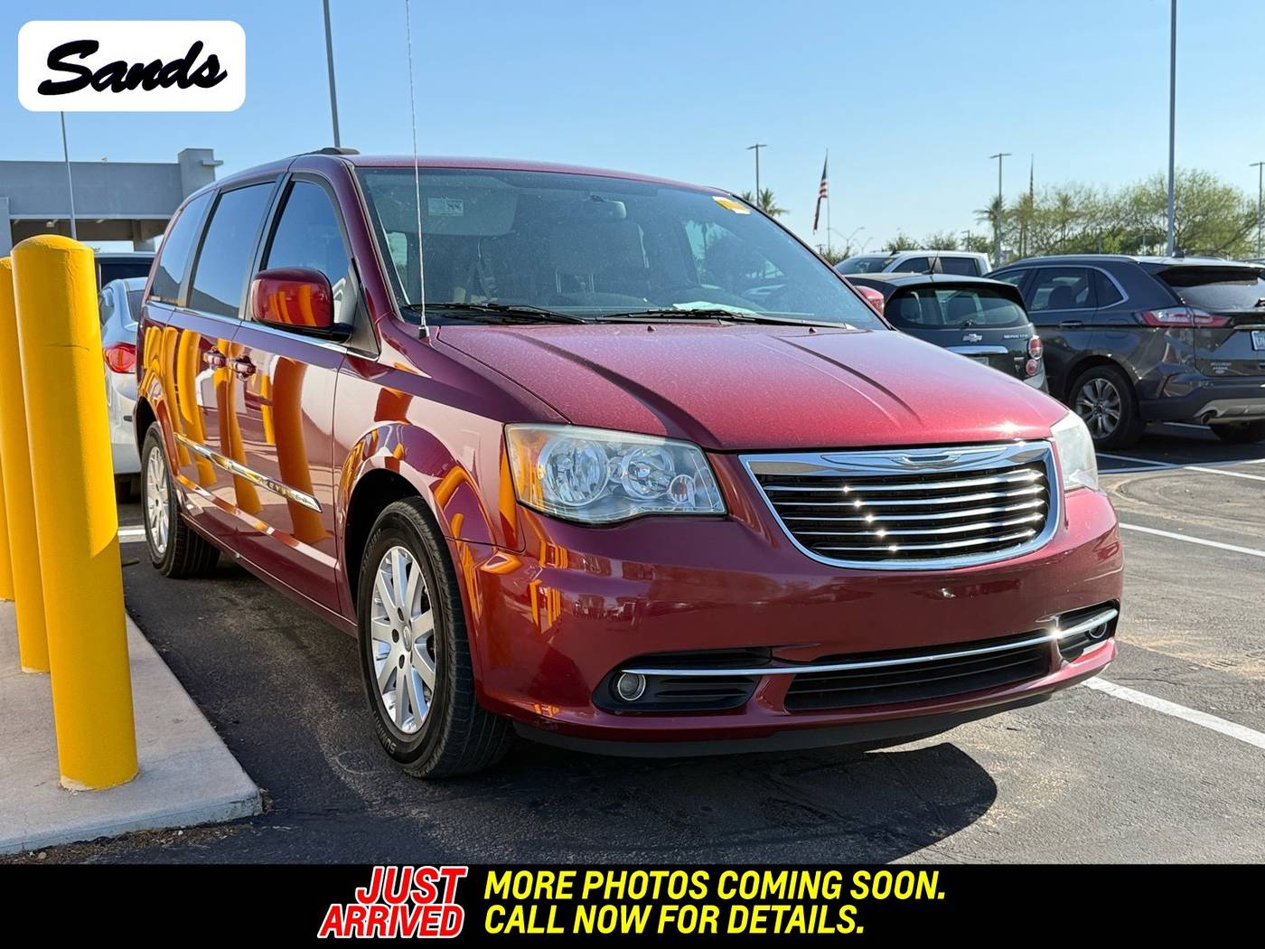 2014 Chrysler Town & Country Touring — Minivan — 54,352 mi — Surprise, AZ